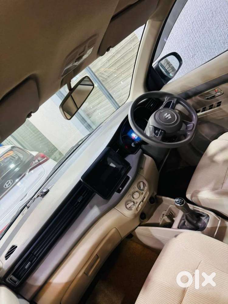 Maruti Suzuki Ertiga Vxi Shvs, 2021, Petrol