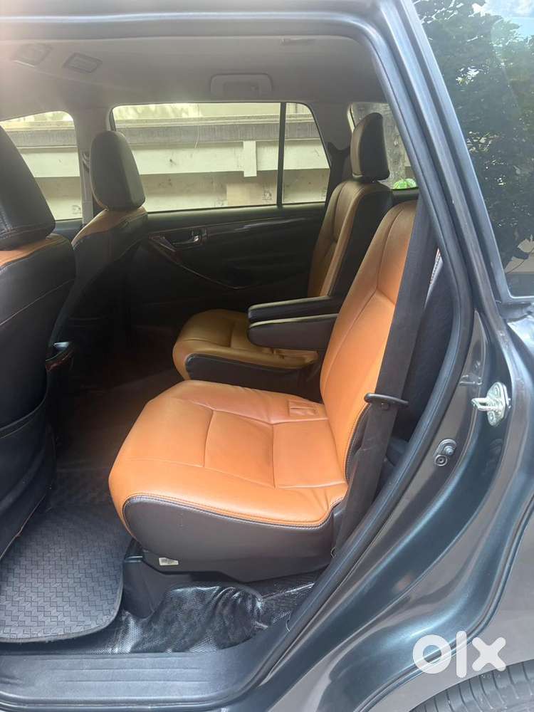 Toyota Innova Crysta 2020 Diesel Well Maintained