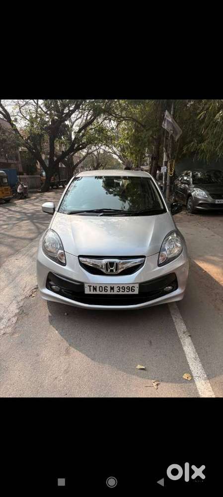 Honda Brio V Automatic, 2014, Petrol