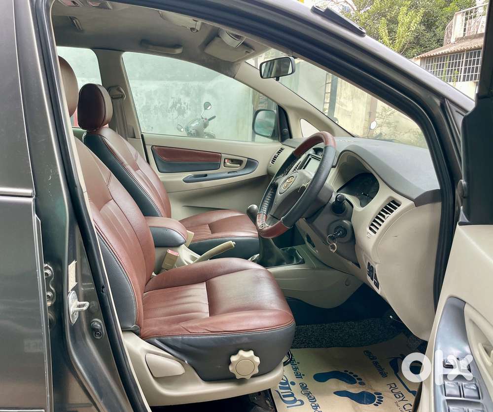 Toyota Innova 2.5 Ev Ms 8 Str Bsiv, 2011, Diesel