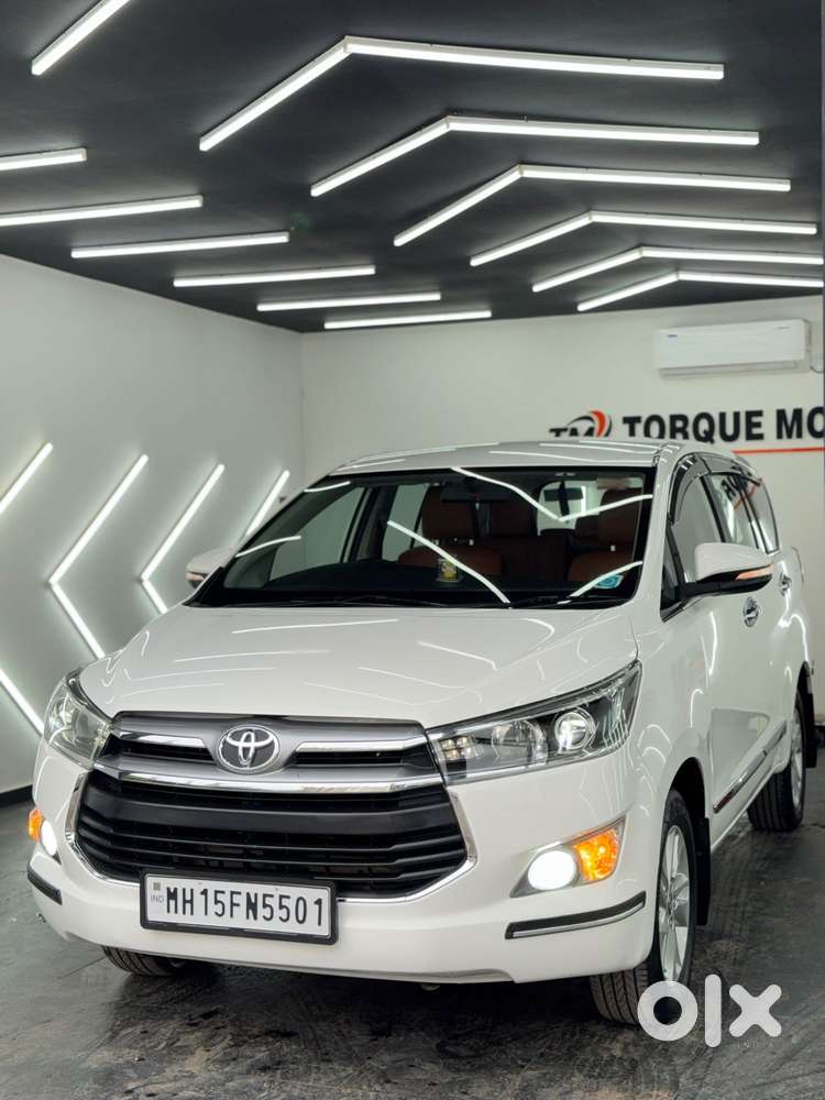 Toyota Innova Crysta 2.4 V, 2016, Diesel