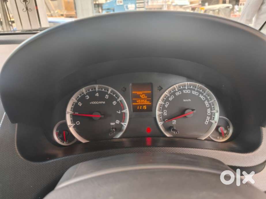Maruti Suzuki Swift Vxi, 2016, Petrol