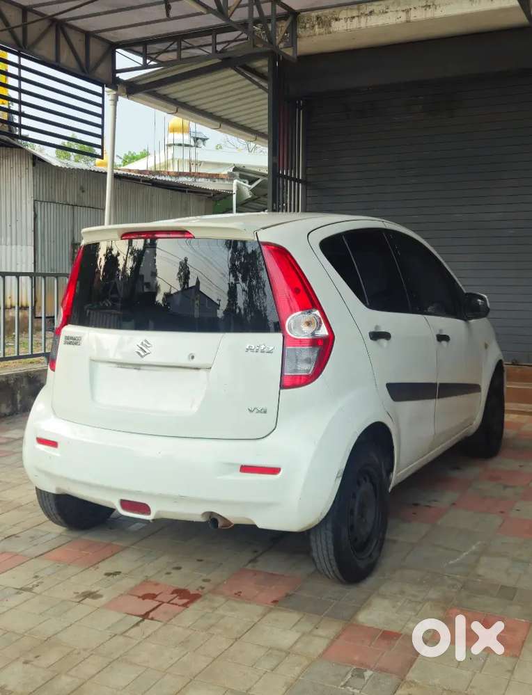 Maruti Suzuki Ritz 2010 Petrol 80000 Km Driven Neat And Clean