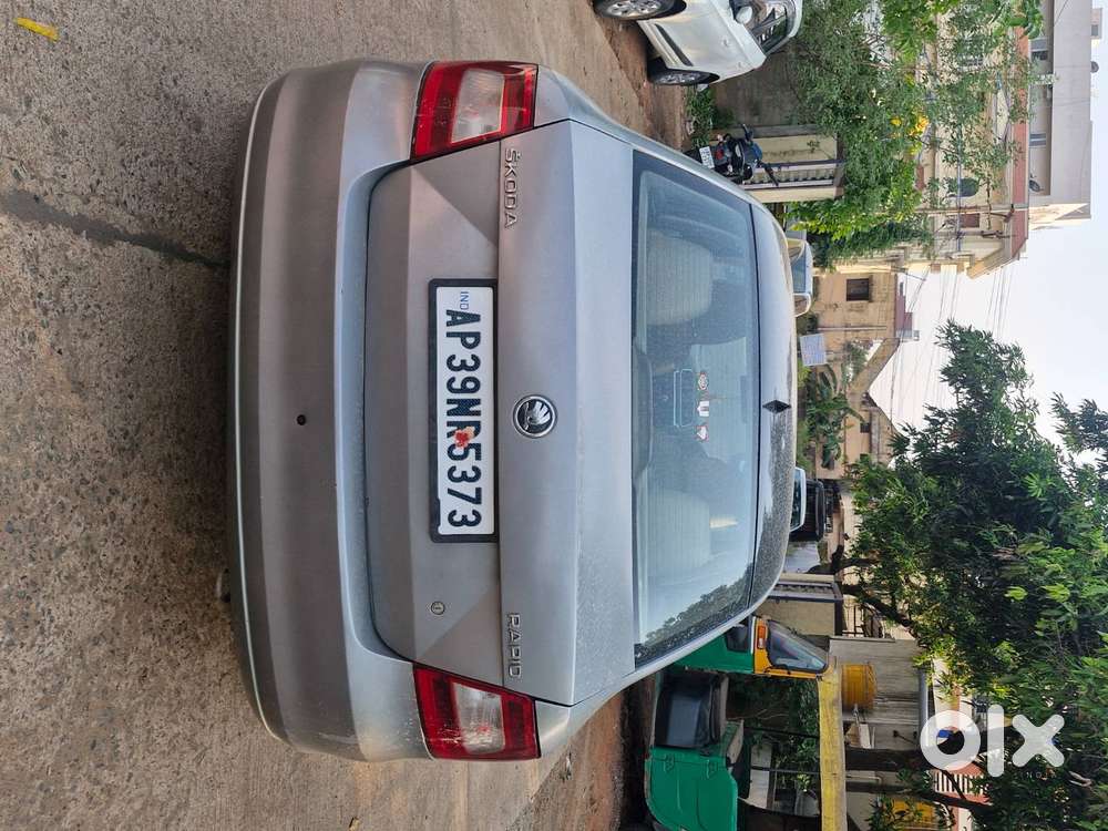 Skoda Rapid 2013