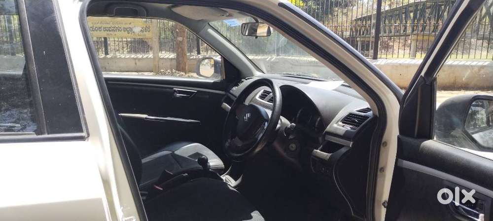 Maruti Suzuki Swift Vxi + Manual, 2015, Petrol