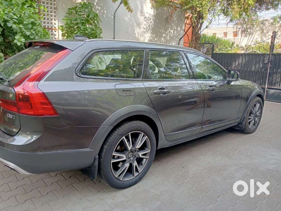 Volvo V90 Cross Country D5 Inscription, 2018, Diesel