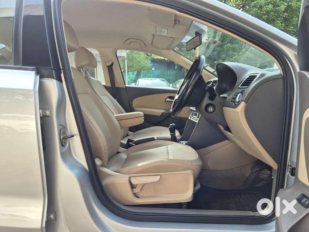 Volkswagen Vento [ ] 1.6 Highline Plus, 2015, Petrol
