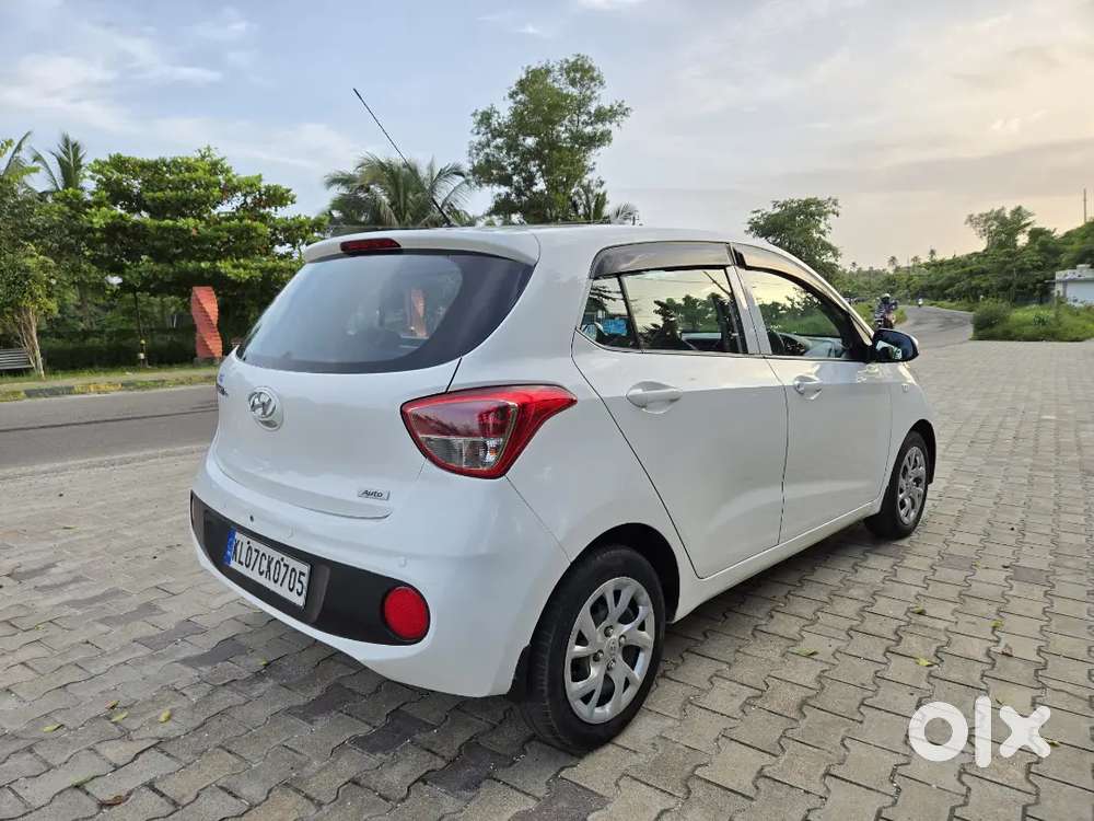 Well Maintained 2017 Grand I10 Magana Automatic In Low Kilometers