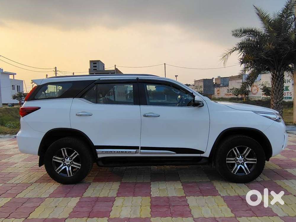 Toyota Fortuner 4x2 At 2.8 Diesel, 2019, Diesel