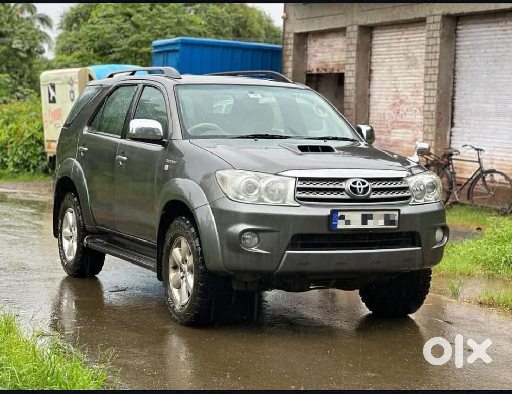 Toyota Fortuner 2010 Diesel Well Maintained