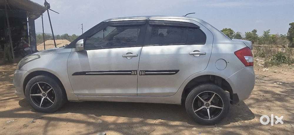Best Condition Like New Swift Dzire In Warrenty Of 8 Month Remaining