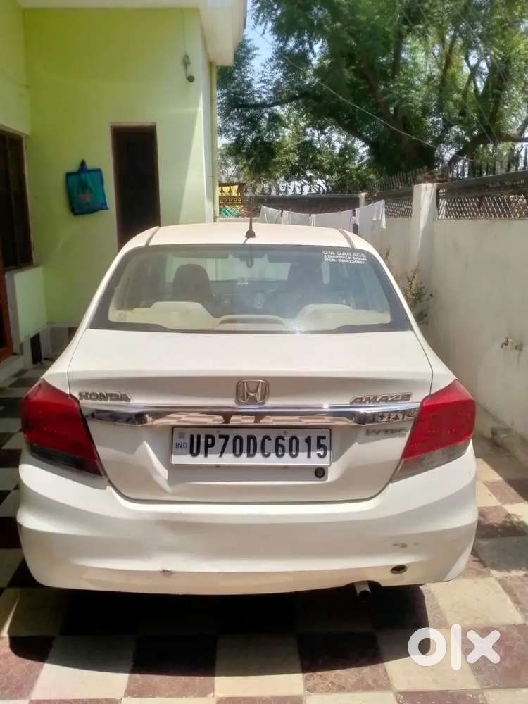 Honda Amaze 2nd Gen 2015 Petrol Well Maintained