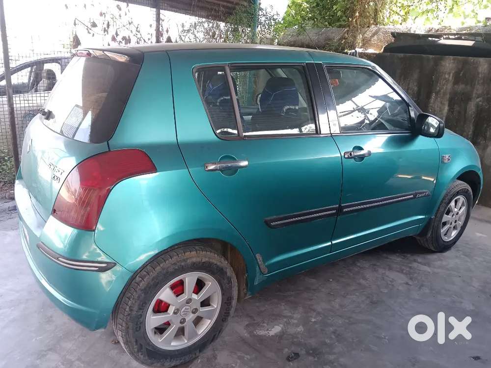 Maruti Suzuki Swift 2005 Petrol Manual
