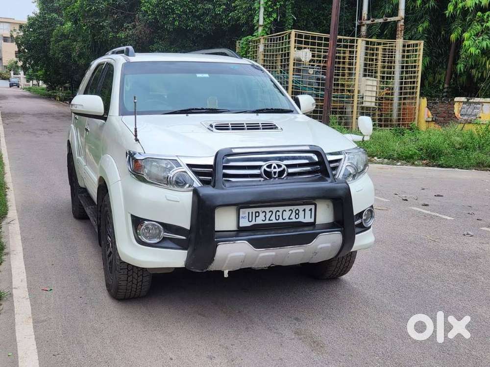 Toyota Fortuner 3.0 4x2 Automatic, 2015, Diesel