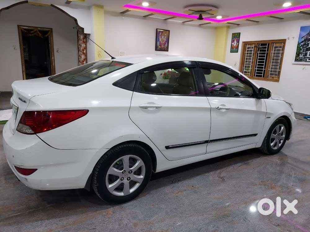 Hyundai Verna Diesel Manual 2011
