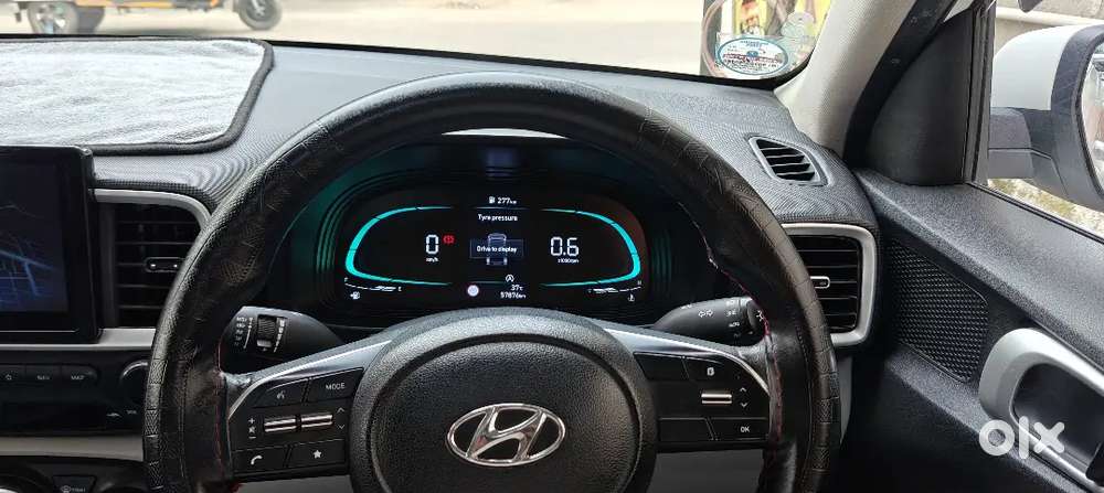 Hyundai Venue Petrol Manual 2023
