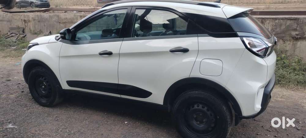 Tata Nexon 1.5 Revotorq Xza Plus Dual Tone Roof Amt, 2021, Diesel