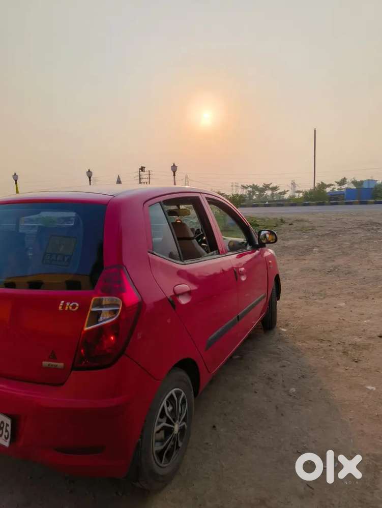 Hyundai I10 2012 Petrol  69,900 Km Driven  Well Maintained