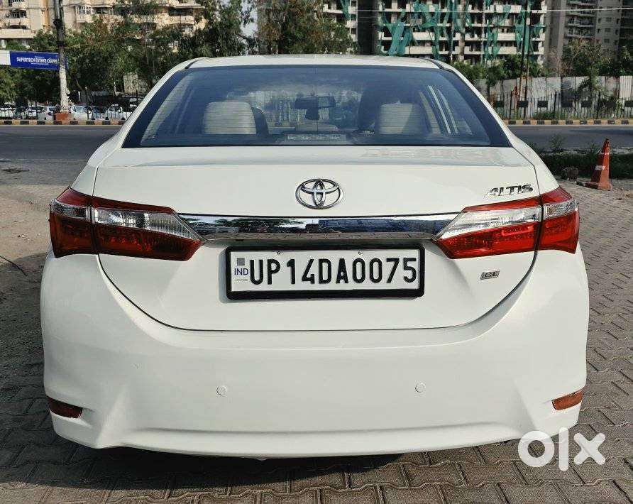 Toyota Corolla Altis 1.8g Limited, 2016, Petrol