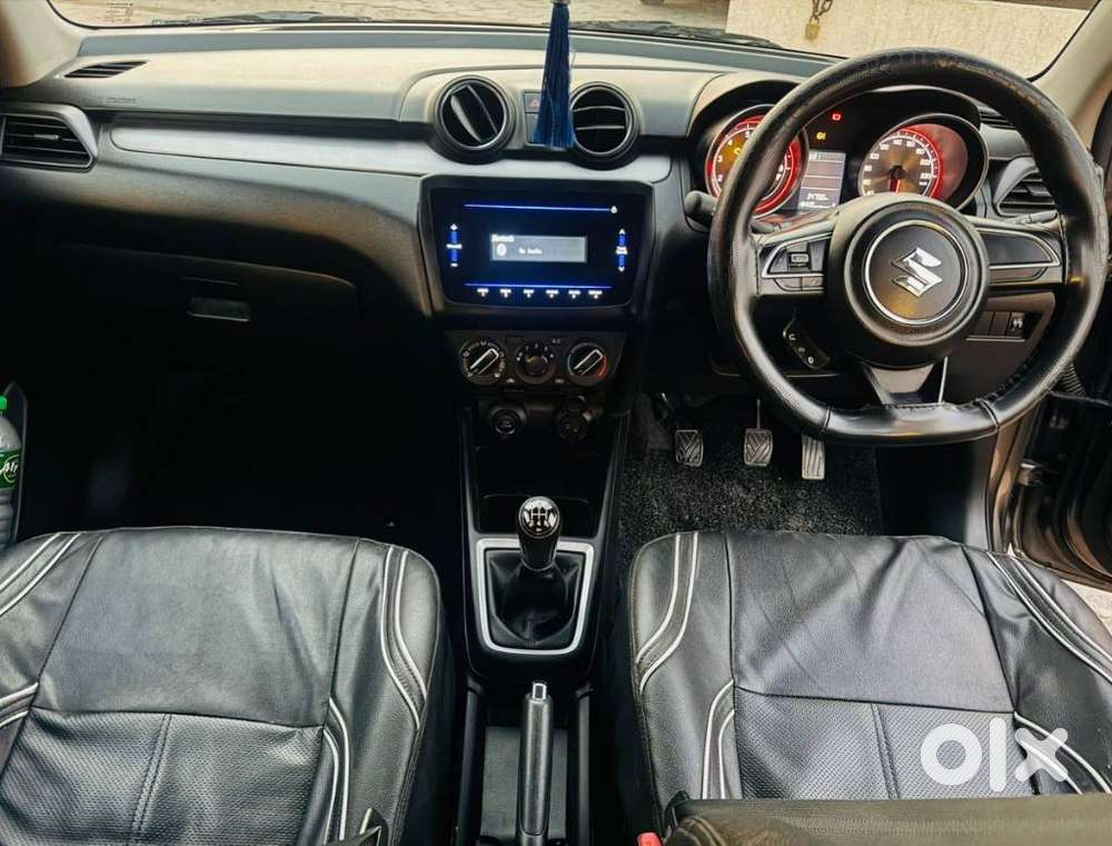 Maruti Suzuki Swift Vxi + Manual, 2022, Petrol