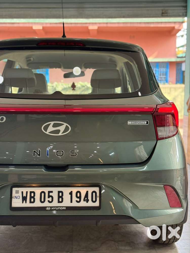 Hyundai Grand I10 Nios Corprate Edition 1.2 At, 2024, Petrol