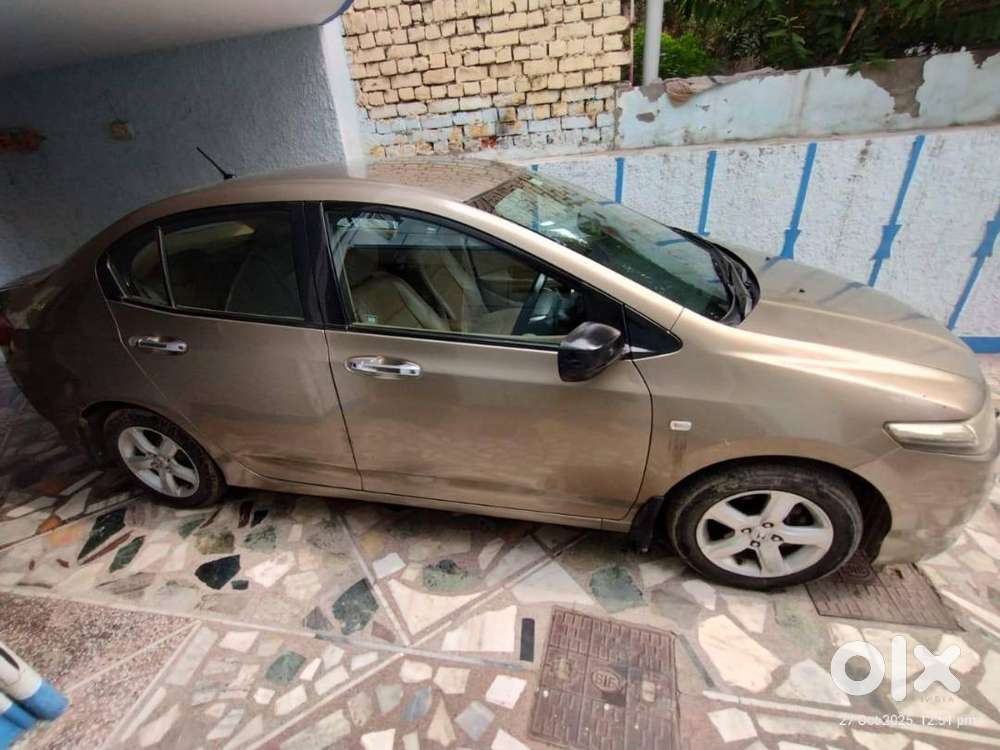 Officer Driven Well Maintained Car
