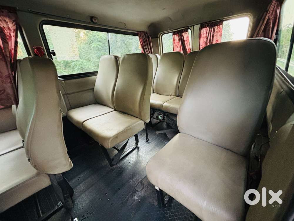 Tata Winger Deluxe - Flat Roof (ac), 2022, Diesel