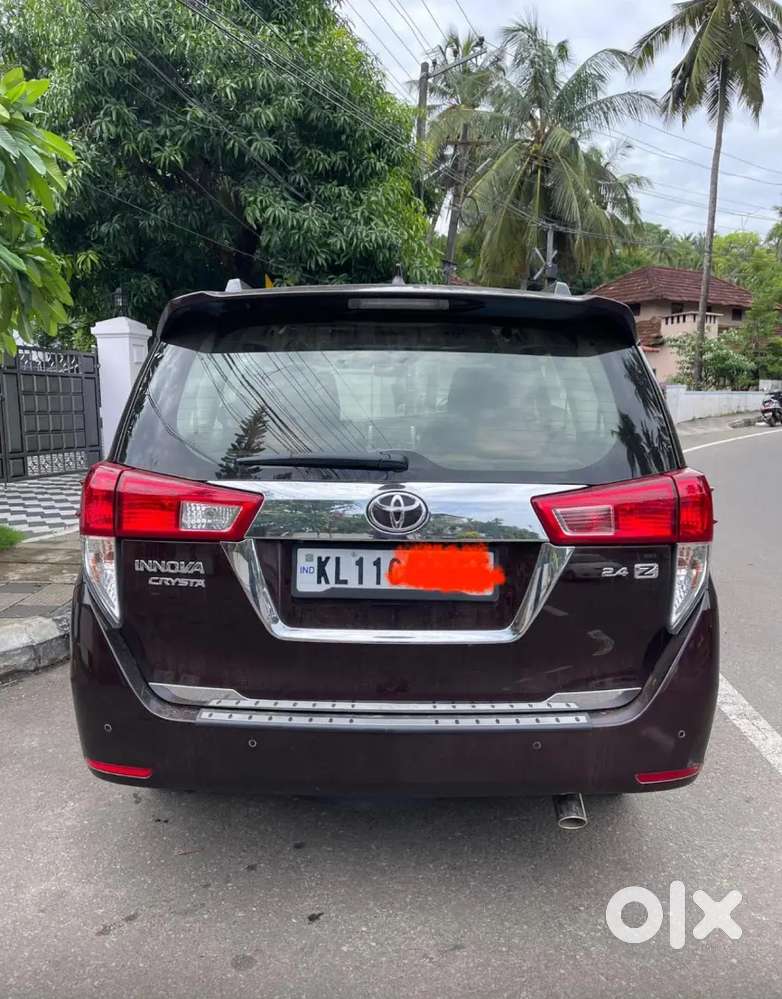 Toyota Innova Crysta 2021 Zx At Diesel Well Maintained