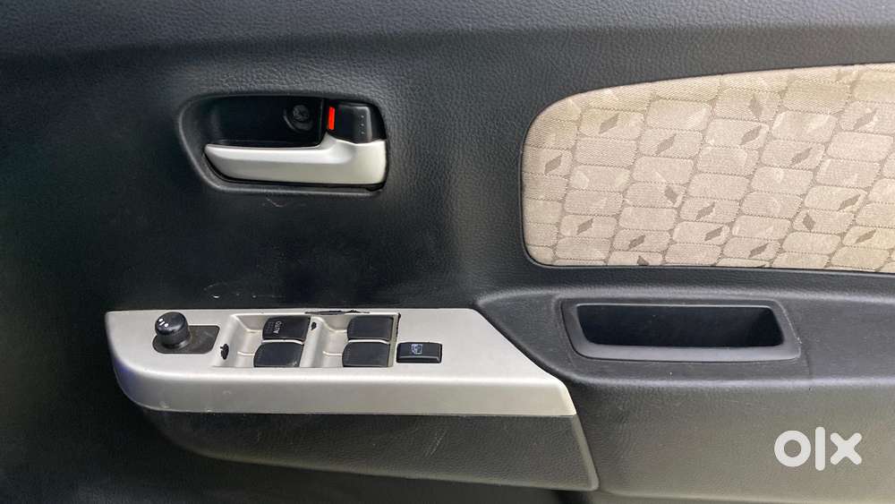 Maruti Suzuki Wagon R 1.0 Vxi, 2016, Petrol