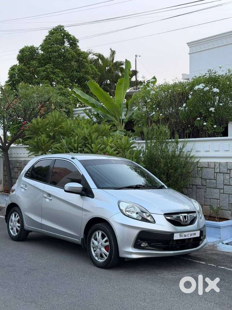 Honda Brio V Mt, 2012, Petrol