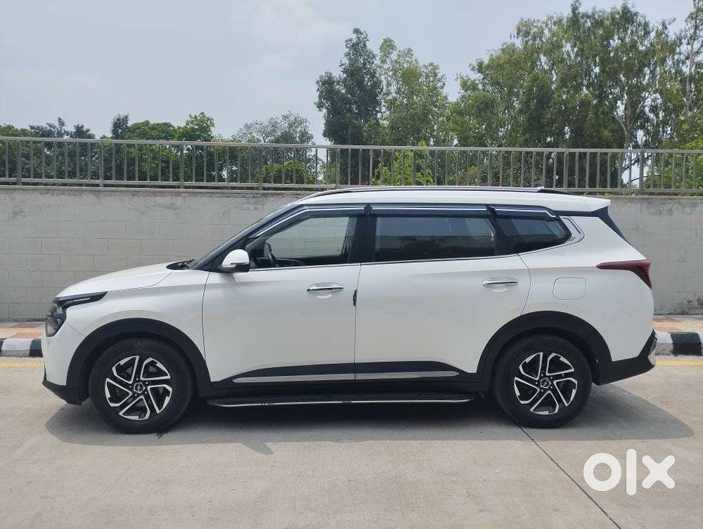 Kia Carens 1.4 Luxury Plus Dct 7 Str, 2022, Petrol