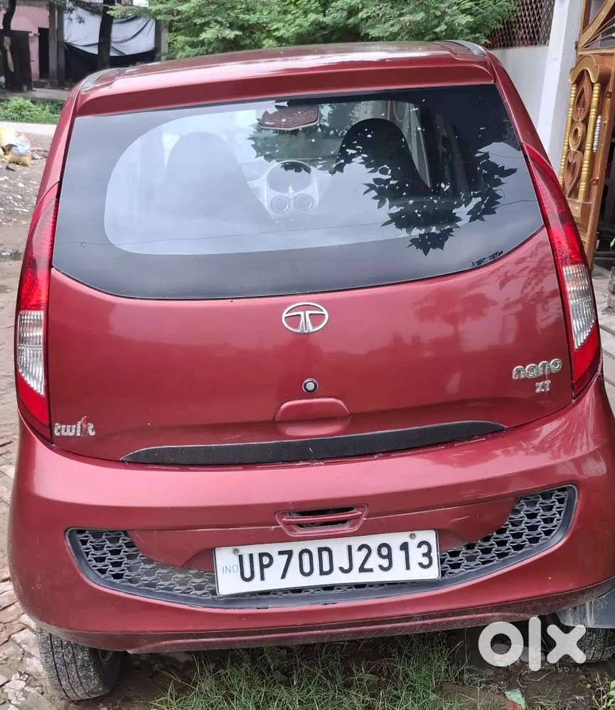 Gaadi Me Koi Kami Nhi Hai