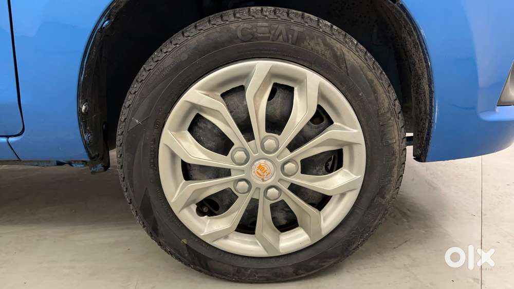 Maruti Suzuki Alto K10 1.0 Vxi Amt, 2016, Petrol