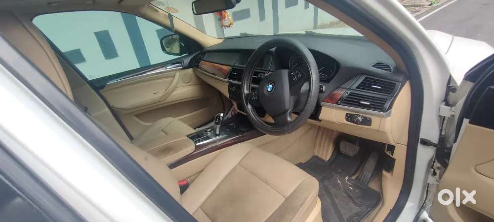 Bmw X5 Xdrive30d – 2011 Model  Alpine White  Excellent Condition
