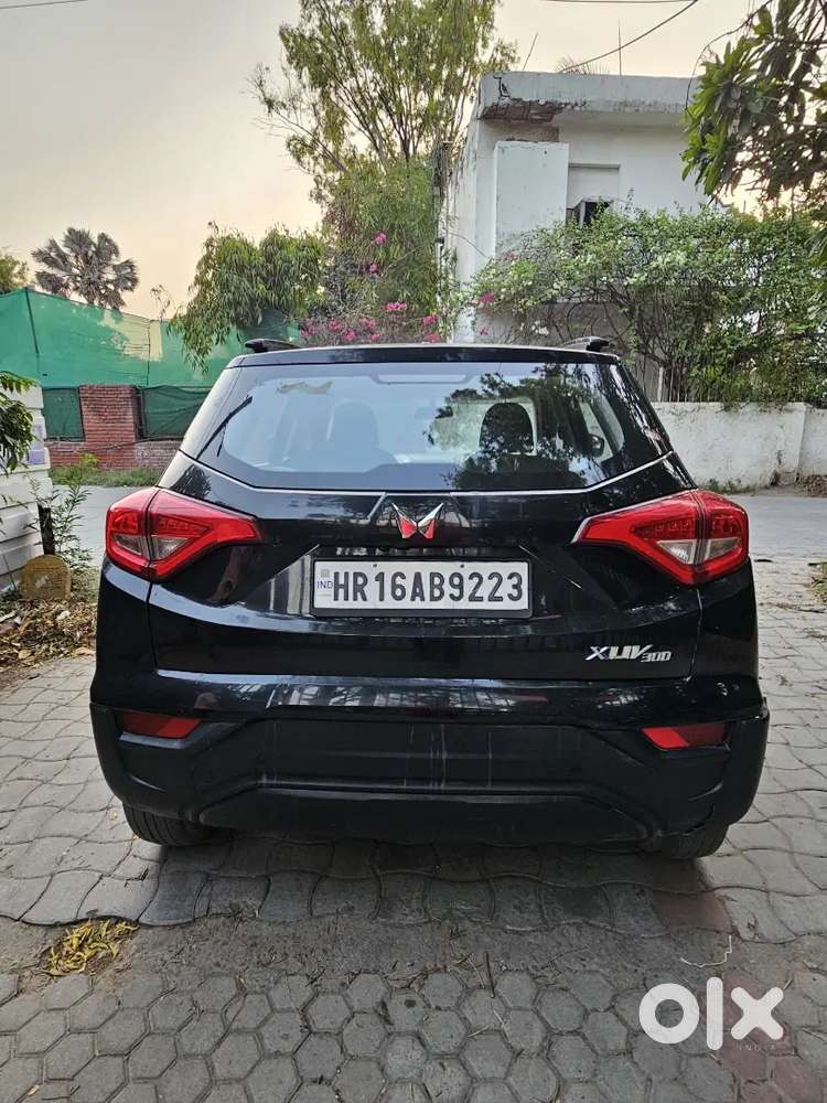 Mahindra Xuv 300 Petrol Good Condition