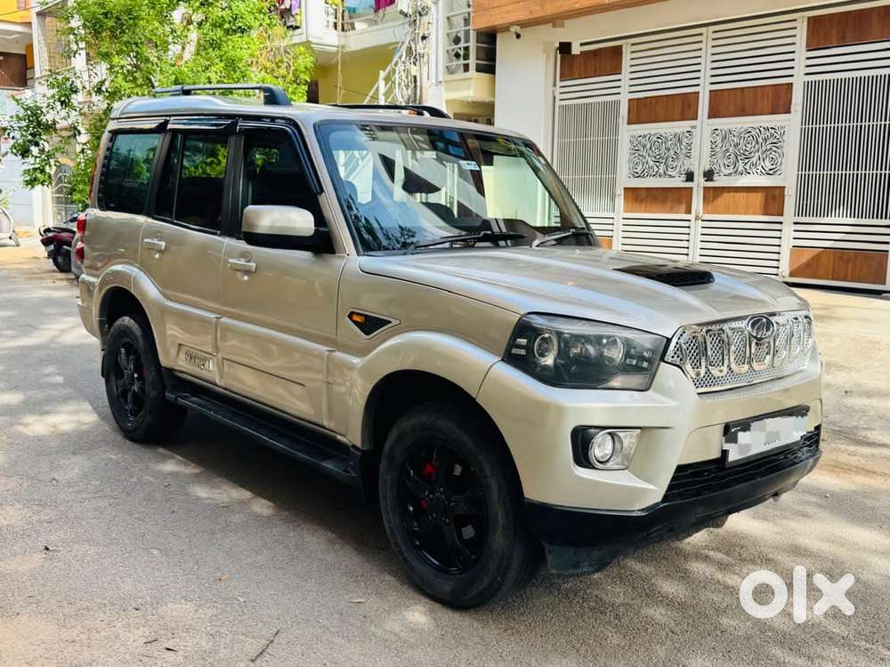 Mahindra Scorpio S10, 2015, Diesel