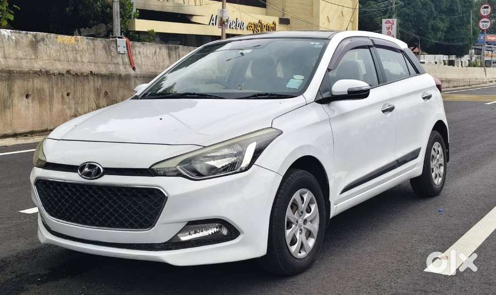 Hyundai I20 Sportz 1.2 Bs-iv, 2015, Petrol