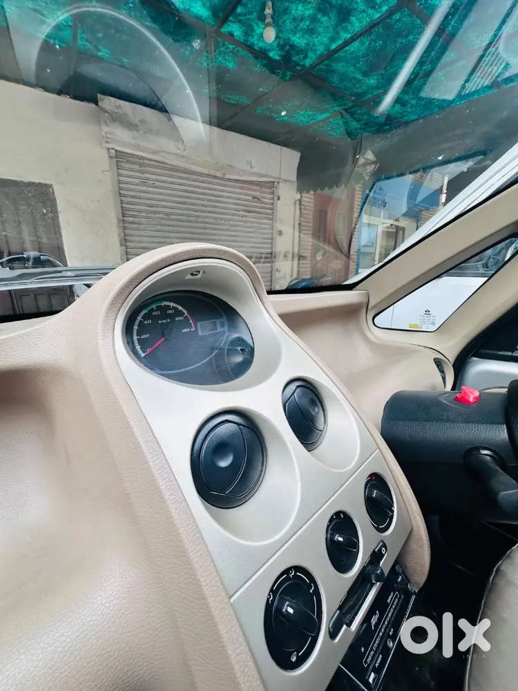 Tata Nano Xe Petrol 2012