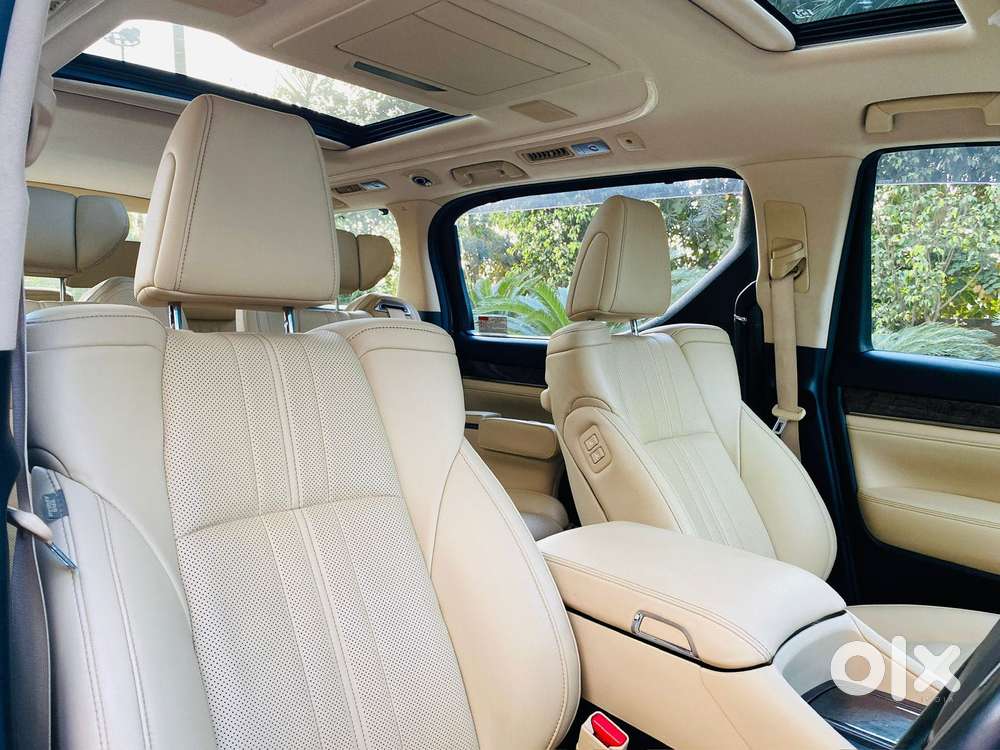 Toyota Vellfire Vip – Executive Lounge, 2021, Cng & Hybrids
