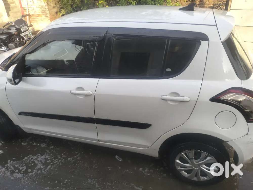 Maruti Suzuki Swift 2013 Diesel 100000 Km Driven