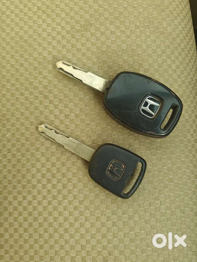 Honda Brio Petrol S Mt 2013