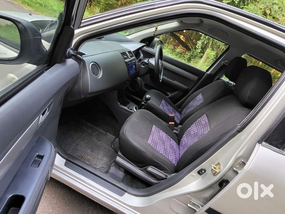 Maruti Suzuki Swift Vxi + Manual, 2007