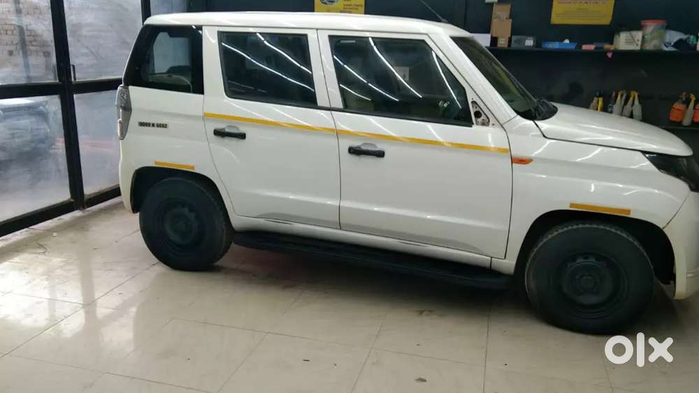 Mahindra Tuv300