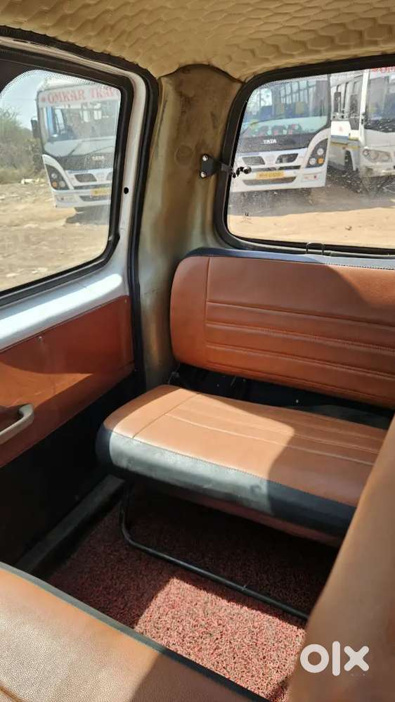 Chevrolet Tavera 2012 Car