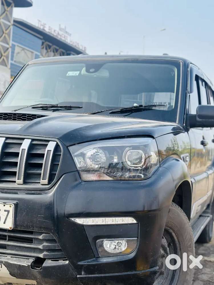 Mahindra Scorpio Classic 2009 Diesel Manual 4th