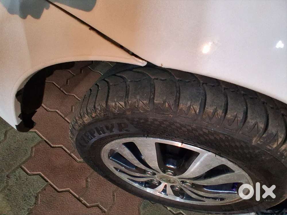 Toyota Innova 2012
