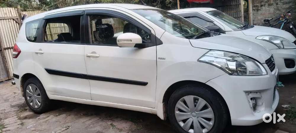 Maruti Suzuki Ertiga 2012 Diesel 230000 Km Driven