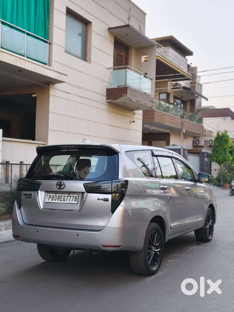 Toyota Innova Crysta 2.4 G Mt, 2017, Diesel