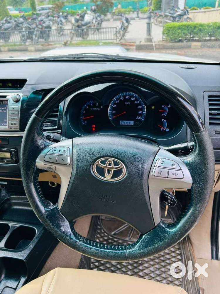 Toyota Fortuner 3.0 4x2 Automatic, 2016