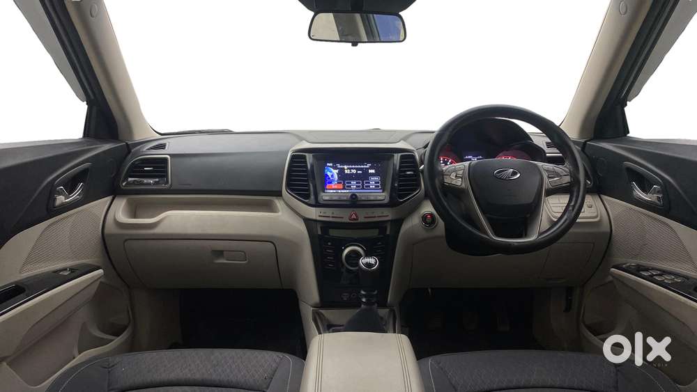 Mahindra Xuv300 W8, 2020, Petrol
